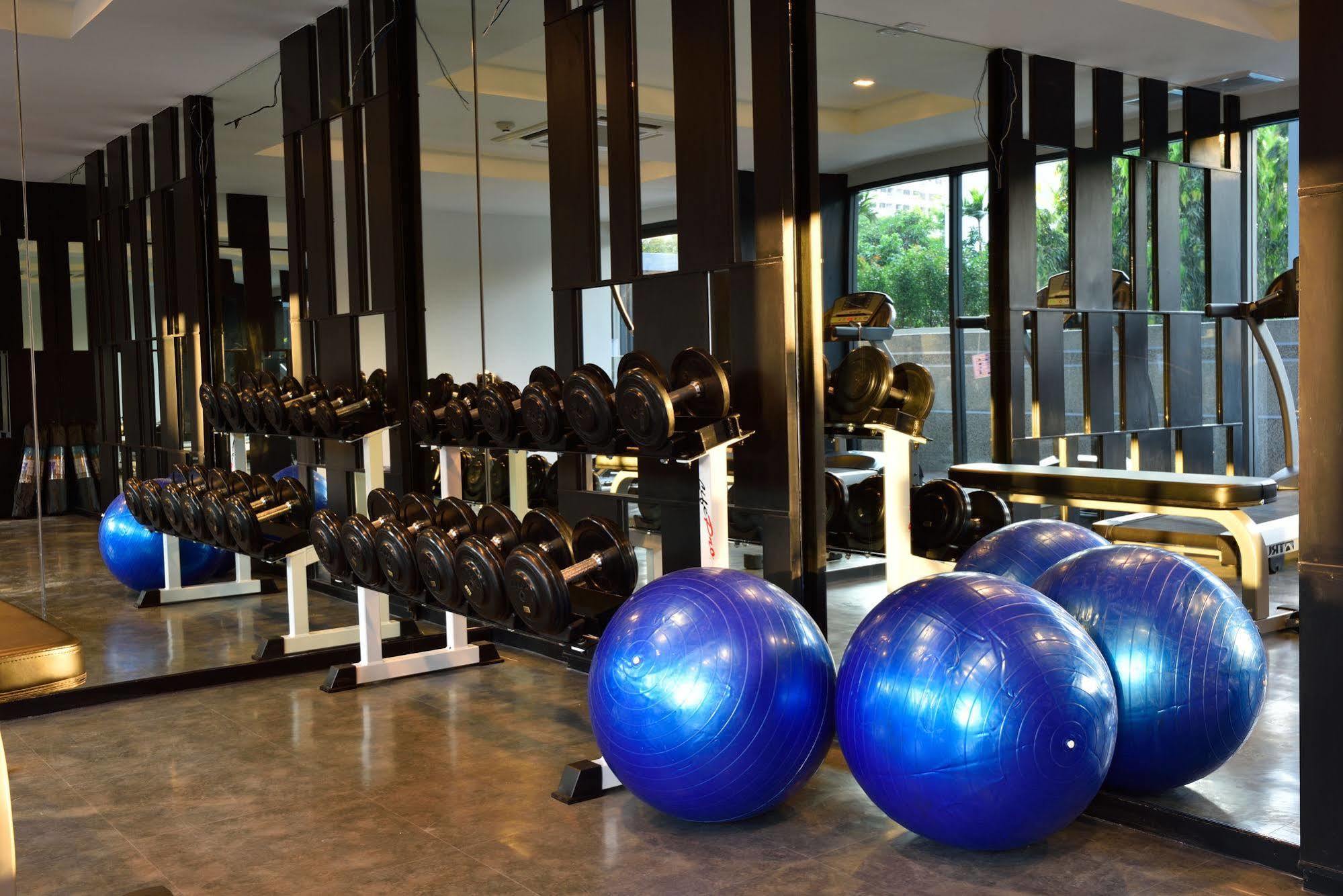 Park 19 Hotel Bangkok Ngoại thất bức ảnh